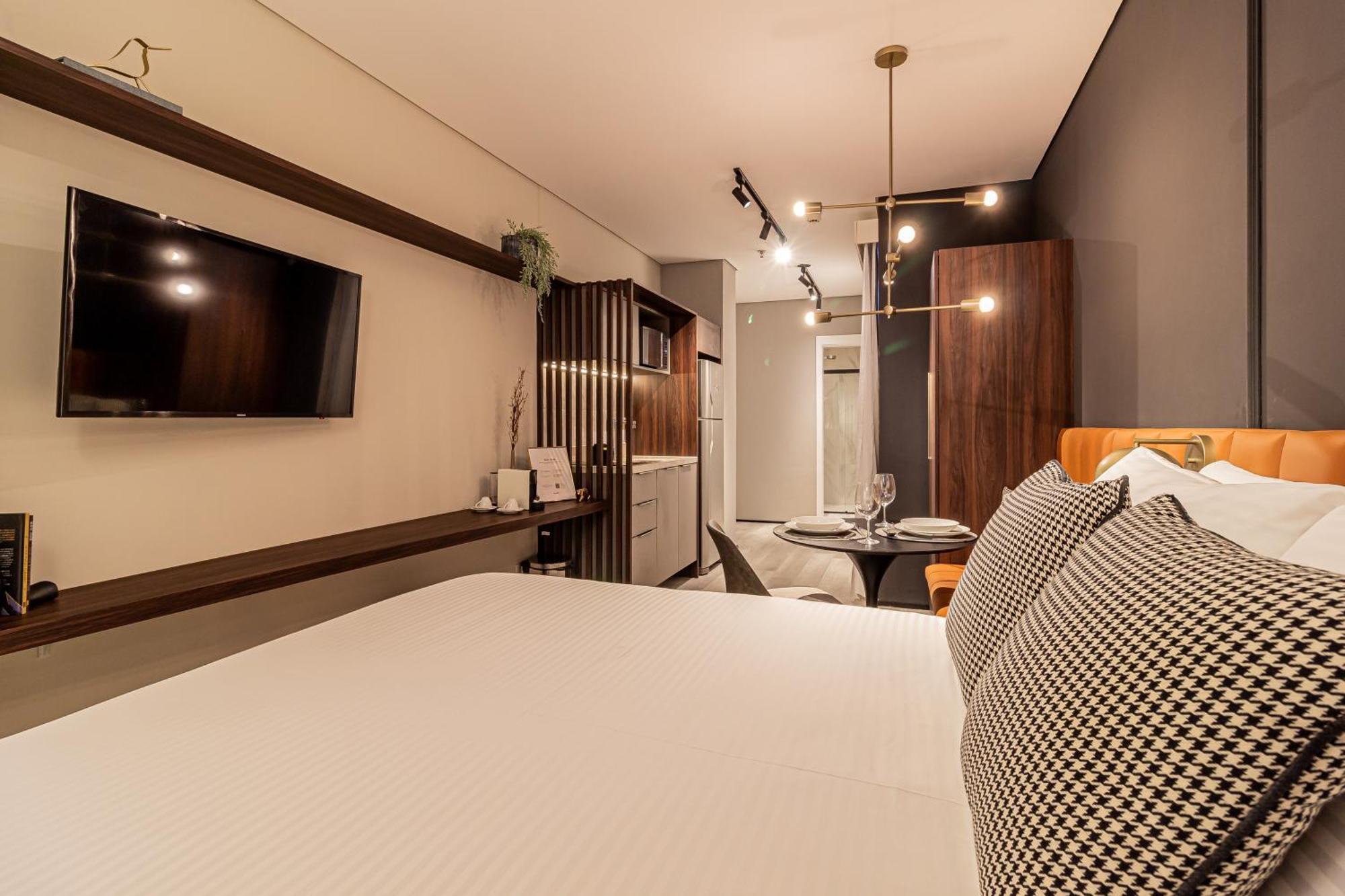 Iconyc Charlie Ibirapuera Hotel เซาเปาโล ภายนอก รูปภาพ