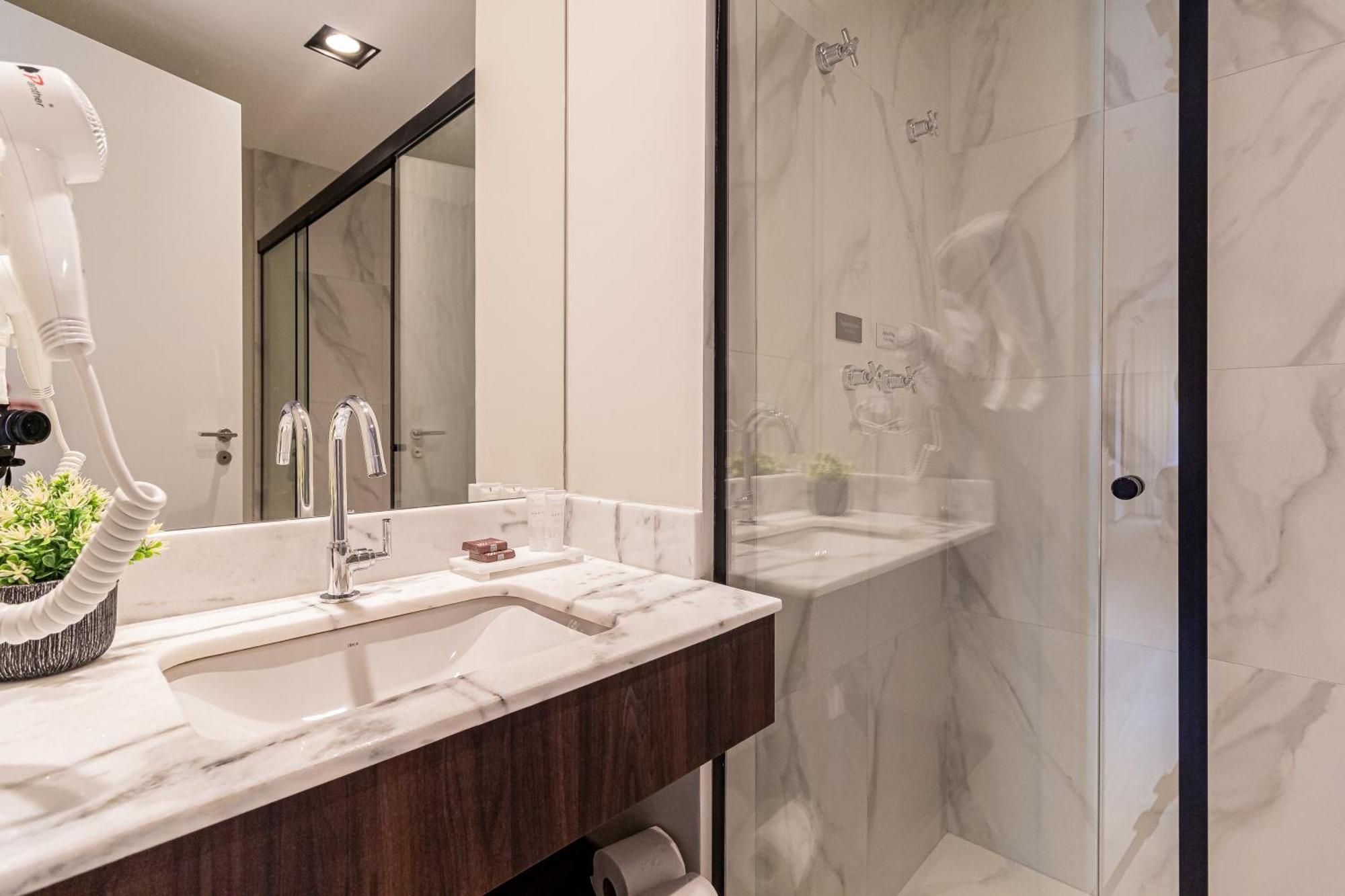 Iconyc Charlie Ibirapuera Hotel เซาเปาโล ภายนอก รูปภาพ